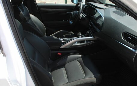 Geely Tugella FY11, 2022 год, 2 680 000 рублей, 16 фотография
