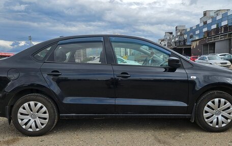 Volkswagen Polo VI (EU Market), 2011 год, 700 000 рублей, 8 фотография