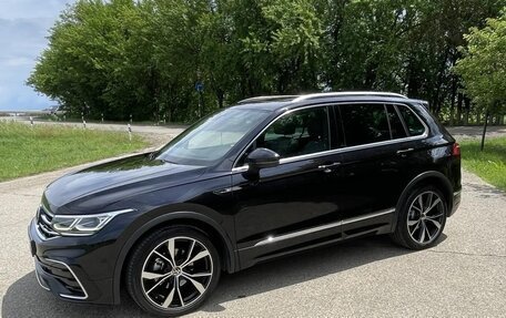 Volkswagen Tiguan II, 2020 год, 3 750 000 рублей, 4 фотография