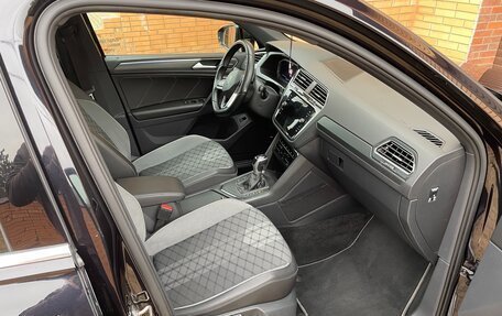 Volkswagen Tiguan II, 2020 год, 3 750 000 рублей, 16 фотография