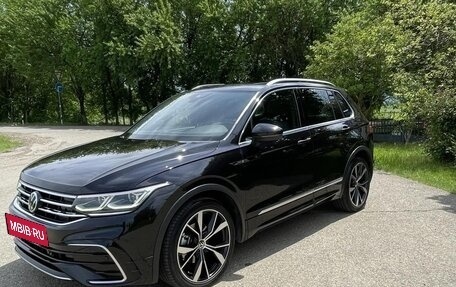 Volkswagen Tiguan II, 2020 год, 3 750 000 рублей, 3 фотография