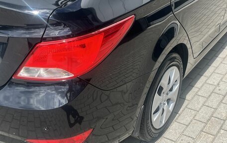 Hyundai Solaris II рестайлинг, 2016 год, 1 000 000 рублей, 24 фотография