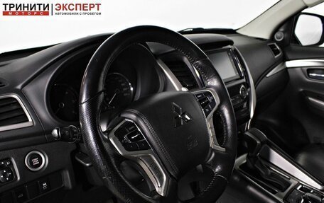 Mitsubishi Pajero Sport III рестайлинг, 2021 год, 2 997 000 рублей, 12 фотография