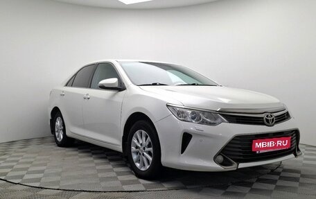 Toyota Camry, 2015 год, 1 790 000 рублей, 1 фотография
