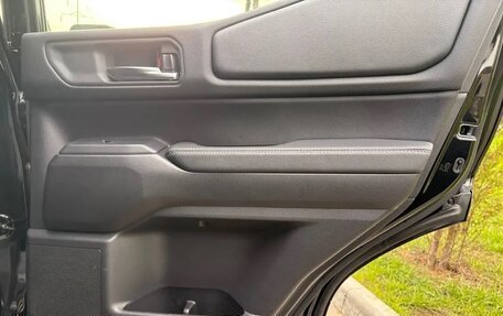 Toyota Land Cruiser Prado, 2025 год, 9 590 000 рублей, 19 фотография