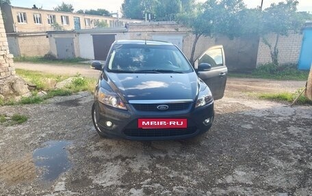 Ford Focus II рестайлинг, 2008 год, 700 000 рублей, 3 фотография