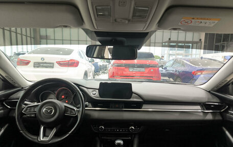 Mazda 6, 2019 год, 2 280 000 рублей, 17 фотография