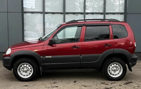 Chevrolet Niva I рестайлинг, 2017 год, 680 000 рублей, 5 фотография