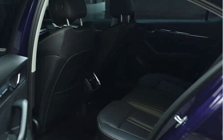 Skoda Octavia IV, 2023 год, 2 100 000 рублей, 11 фотография