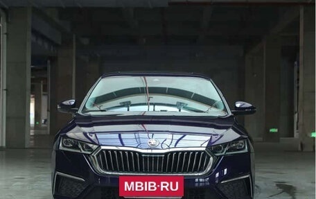 Skoda Octavia IV, 2023 год, 2 100 000 рублей, 2 фотография