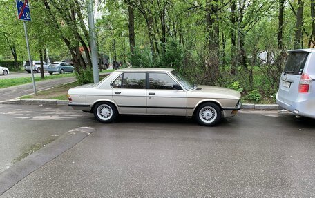 BMW 5 серия, 1986 год, 350 000 рублей, 5 фотография