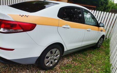 KIA Rio III рестайлинг, 2016 год, 870 000 рублей, 2 фотография