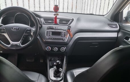 KIA Rio III рестайлинг, 2016 год, 870 000 рублей, 6 фотография