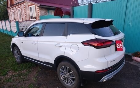 Geely Atlas, 2023 год, 1 900 000 рублей, 5 фотография