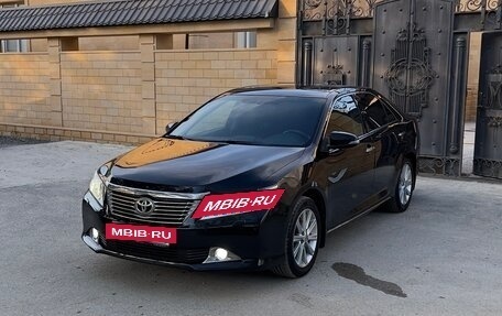 Toyota Camry, 2014 год, 1 600 000 рублей, 2 фотография