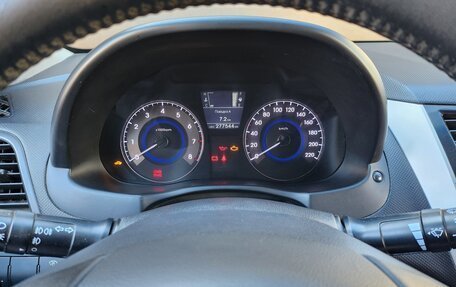 Hyundai Solaris II рестайлинг, 2011 год, 500 000 рублей, 8 фотография