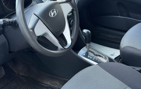 Hyundai Solaris II рестайлинг, 2011 год, 769 000 рублей, 12 фотография