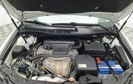 Toyota Camry, 2015 год, 1 790 000 рублей, 9 фотография