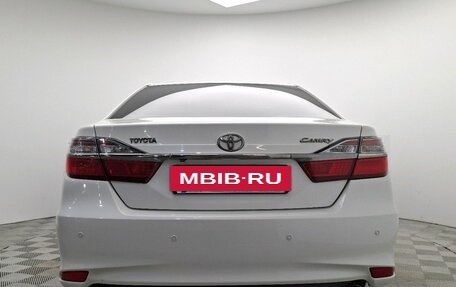 Toyota Camry, 2015 год, 1 790 000 рублей, 6 фотография