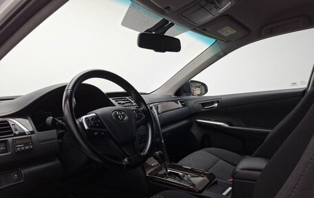 Toyota Camry, 2015 год, 1 790 000 рублей, 20 фотография