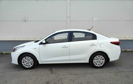 KIA Rio IV, 2017 год, 815 000 рублей, 6 фотография