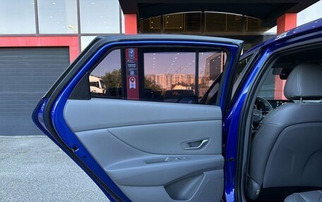 Hyundai Elantra, 2022 год, 2 258 000 рублей, 22 фотография