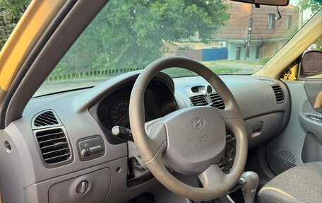 Hyundai Accent II, 2005 год, 440 000 рублей, 24 фотография