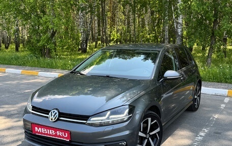 Volkswagen Golf VII, 2018 год, 1 770 000 рублей, 4 фотография
