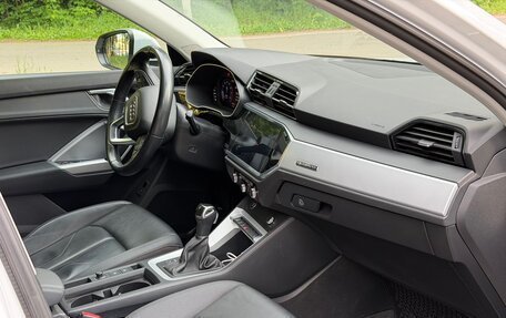 Audi Q3, 2021 год, 4 000 000 рублей, 7 фотография