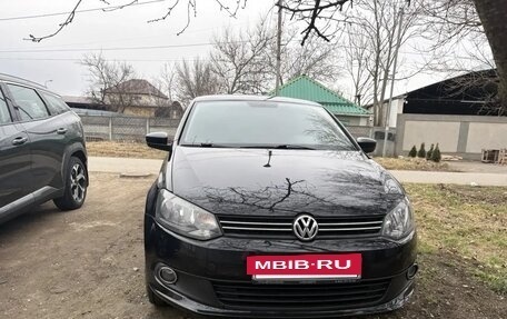 Volkswagen Polo VI (EU Market), 2011 год, 810 000 рублей, 2 фотография
