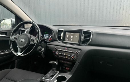 KIA Sportage IV рестайлинг, 2018 год, 1 970 000 рублей, 8 фотография