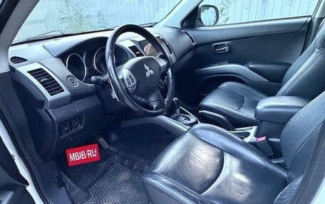 Mitsubishi Outlander III рестайлинг 3, 2011 год, 1 333 333 рублей, 7 фотография
