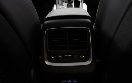 Geely Atlas, 2024 год, 2 399 000 рублей, 26 фотография