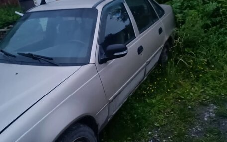 Daewoo Nexia I рестайлинг, 2012 год, 110 000 рублей, 3 фотография