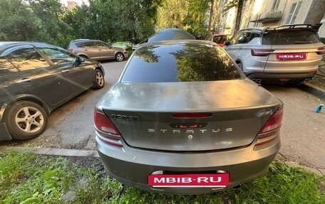 Dodge Stratus II, 2001 год, 220 000 рублей, 11 фотография