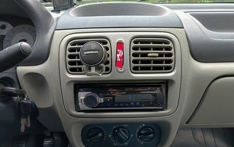 Renault Symbol I, 2005 год, 220 000 рублей, 11 фотография