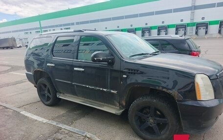 Cadillac Escalade III, 2009 год, 1 000 000 рублей, 2 фотография