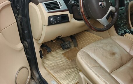 Cadillac Escalade III, 2009 год, 1 000 000 рублей, 10 фотография