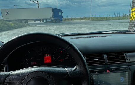 Audi A6, 2000 год, 650 000 рублей, 25 фотография