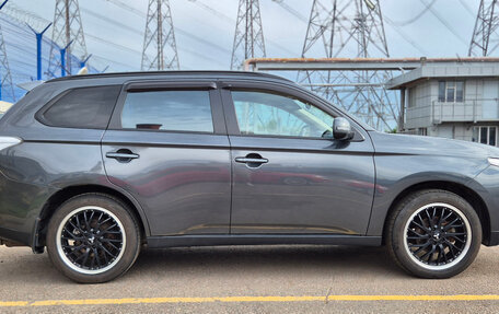 Mitsubishi Outlander III рестайлинг 3, 2012 год, 1 800 000 рублей, 2 фотография