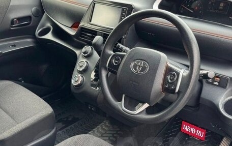 Toyota Sienta II, 2019 год, 1 520 000 рублей, 10 фотография
