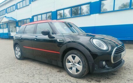 MINI Clubman, 2019 год, 2 450 000 рублей, 4 фотография