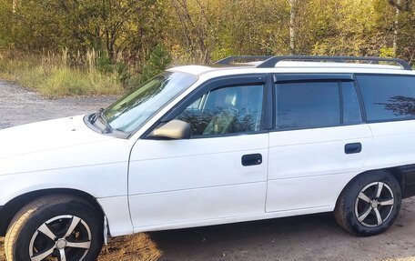 Opel Astra F, 1995 год, 180 000 рублей, 4 фотография
