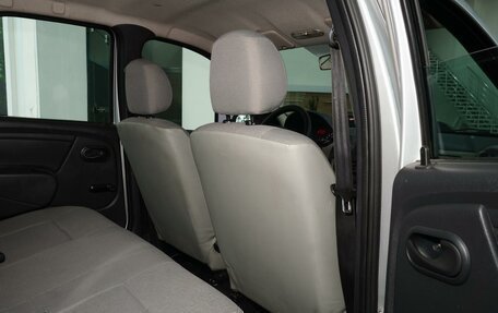 Renault Logan I, 2014 год, 598 000 рублей, 11 фотография