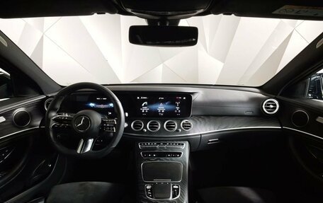 Mercedes-Benz E-Класс, 2021 год, 4 291 000 рублей, 12 фотография