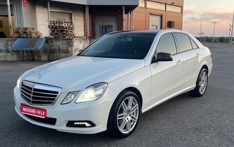 Mercedes-Benz E-Класс, 2009 год, 1 150 000 рублей, 1 фотография