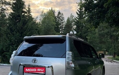 Toyota Land Cruiser Prado 150 рестайлинг 2, 2011 год, 2 500 000 рублей, 13 фотография