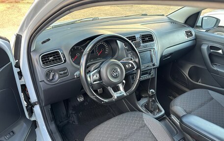 Volkswagen Polo VI (EU Market), 2018 год, 1 050 000 рублей, 13 фотография