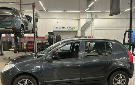 Renault Sandero I, 2010 год, 400 000 рублей, 2 фотография