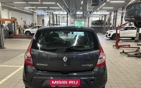 Renault Sandero I, 2010 год, 400 000 рублей, 4 фотография